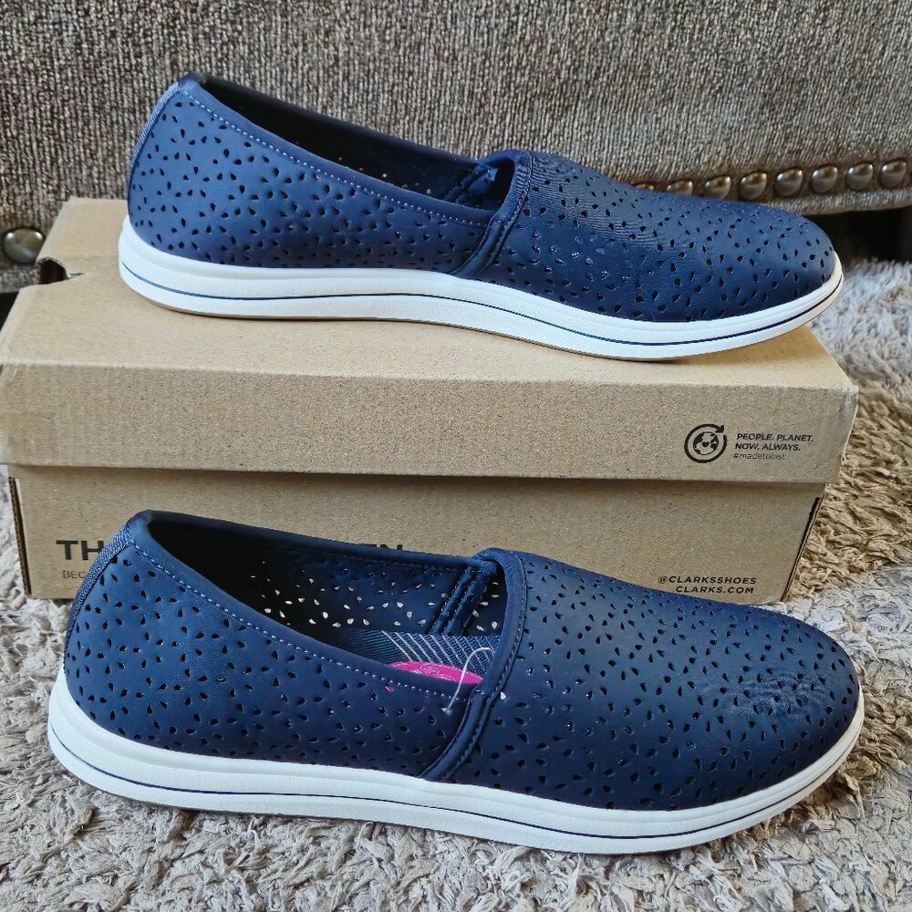 Clarks Cloudsteppers Women's Slip On Navy Size 11M